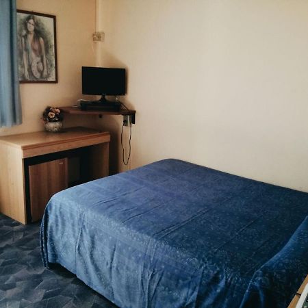 Hotel One Via Roma, 82 Altopascio Εξωτερικό φωτογραφία